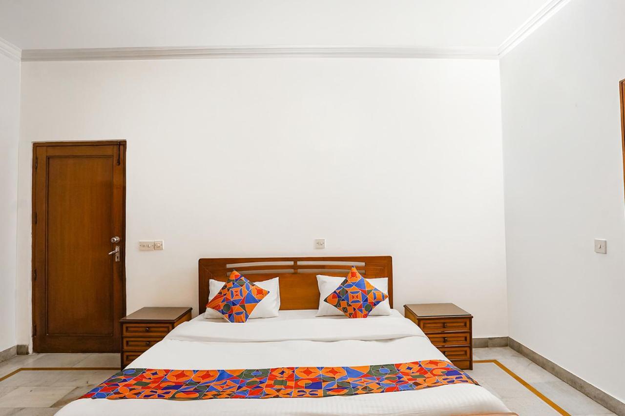 Fabexpress Goodwill Homes New Delhi Exterior photo